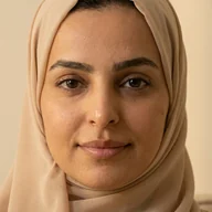 صورة رمزية معبّرة عن التجربة — تُستبدل بصورة العميلة الحقيقية بموافقتها